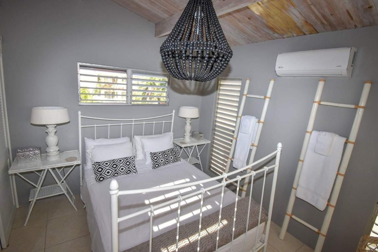 Antigua Village Beach Resort Dickenson Bay Exteriör bild